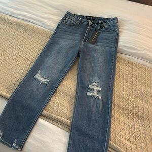 NWT! Cropped Straight Leg Jeans. Just Black Denim Brand